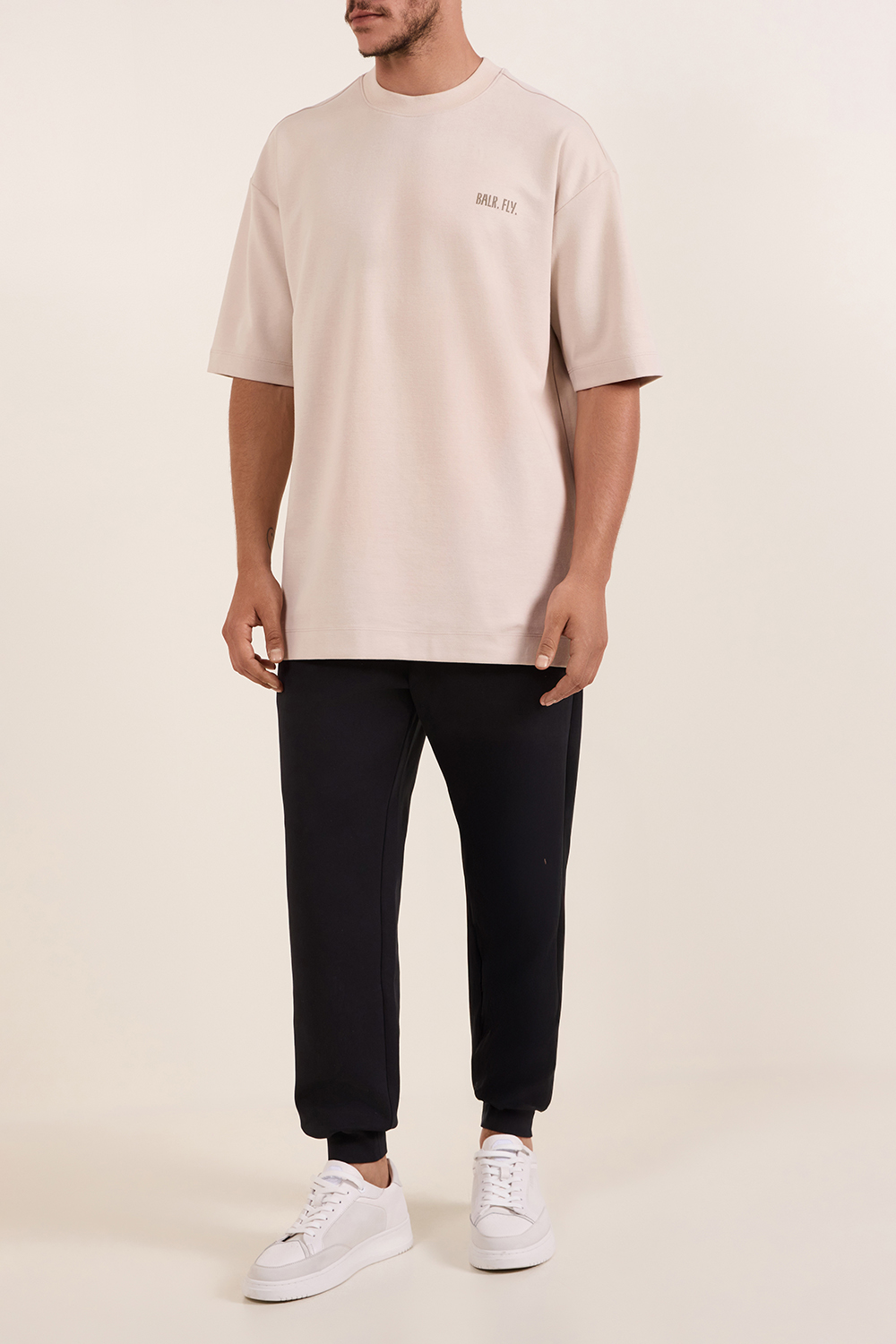 חולצת טי בגזרה משוחררת